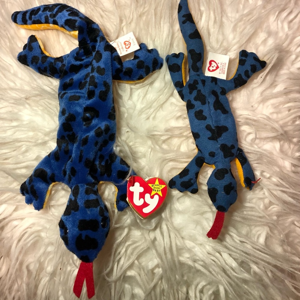 RARE ORIGINAL Beanie Baby Lizzy Mint condition with Errors retired.